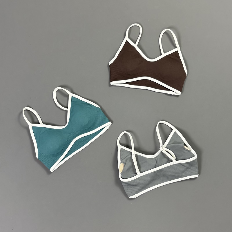 Women Contrastline Yoga Bra V  - Crop Top Crochet 评论和价格